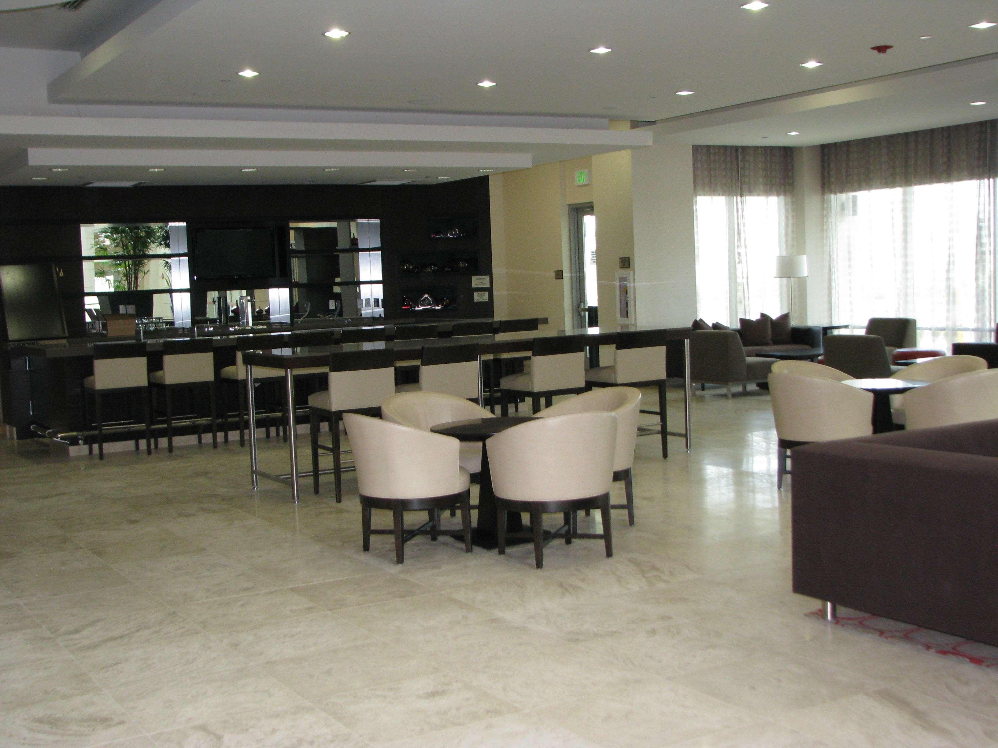 Embassy Suites Ontario - Airport Exteriör bild