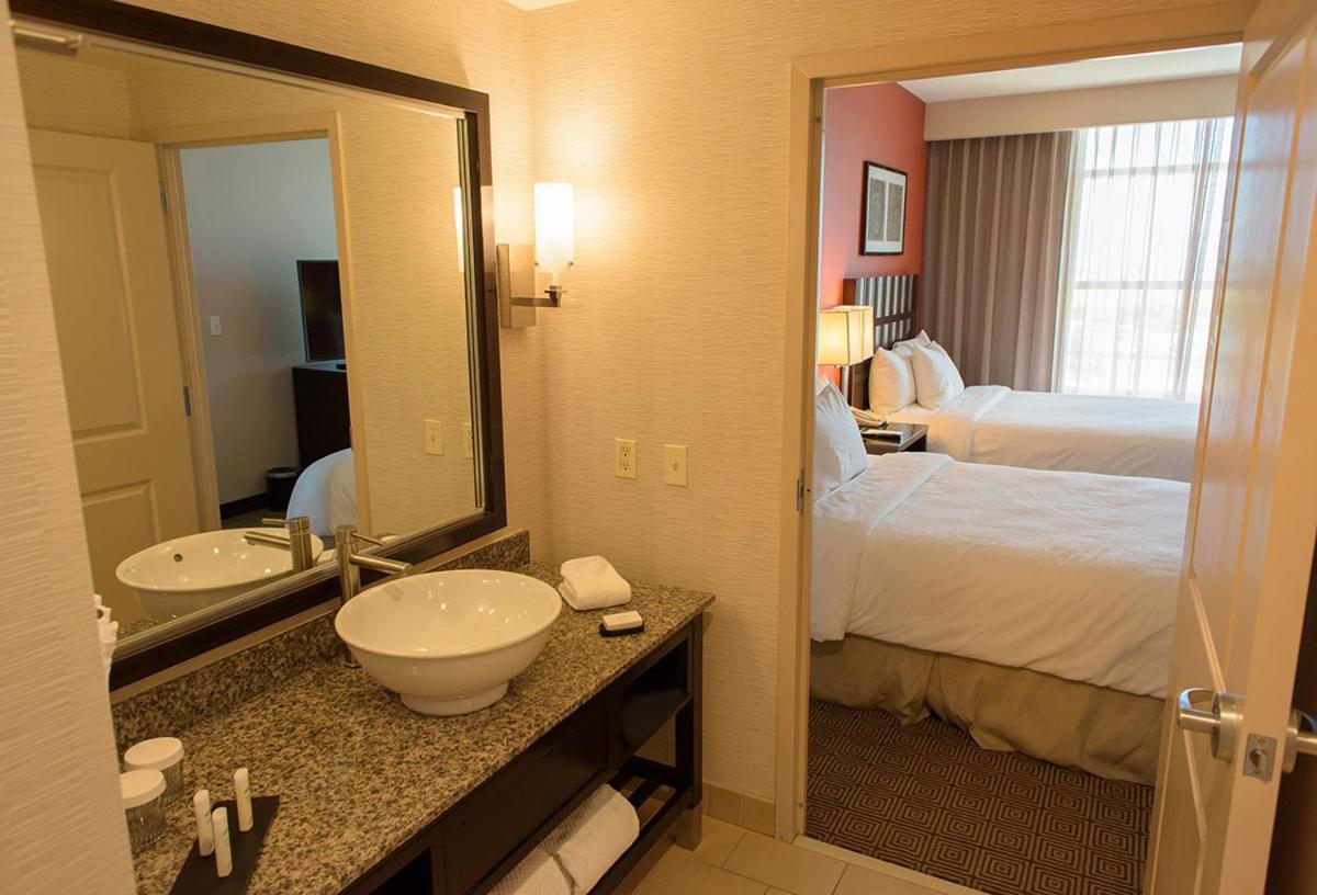 Embassy Suites Ontario - Airport Exteriör bild